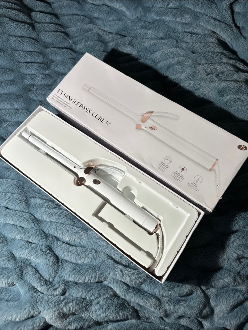 T3 1/2 SinglePass Curling Iron - White with Rose Gold Accents